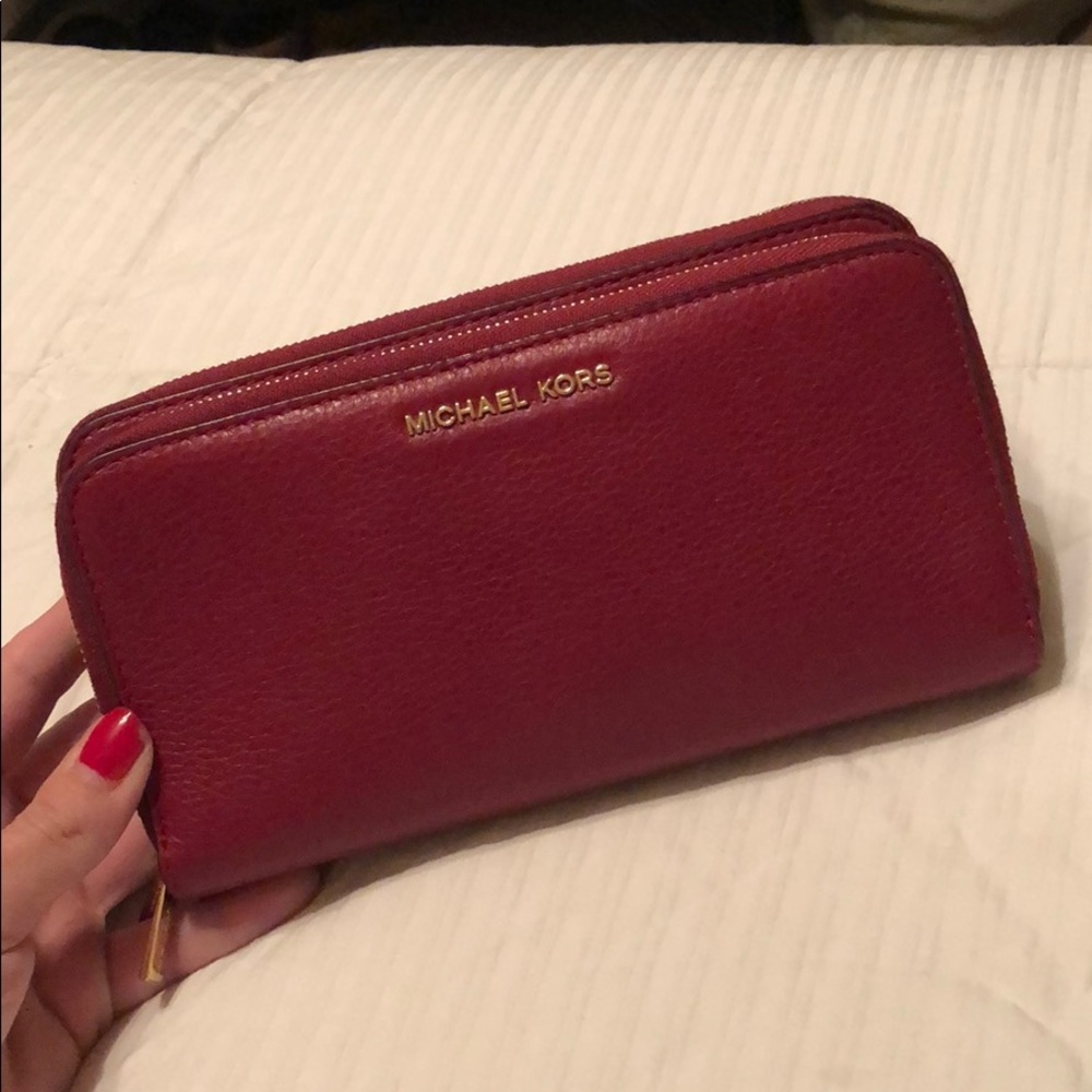Michael Kors Large Wallet.
